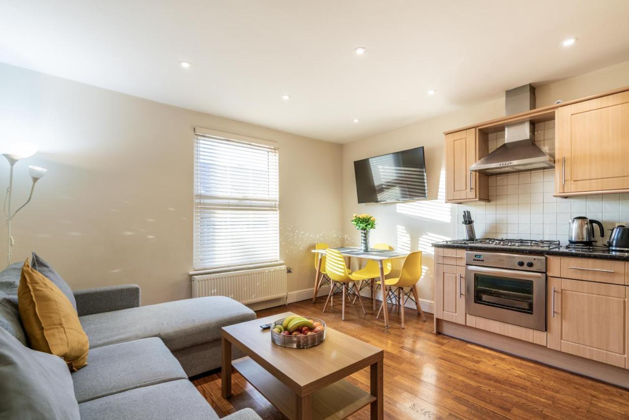 One Bedroom Flat In Bush Hill Park انفيلد المظهر الخارجي الصورة
