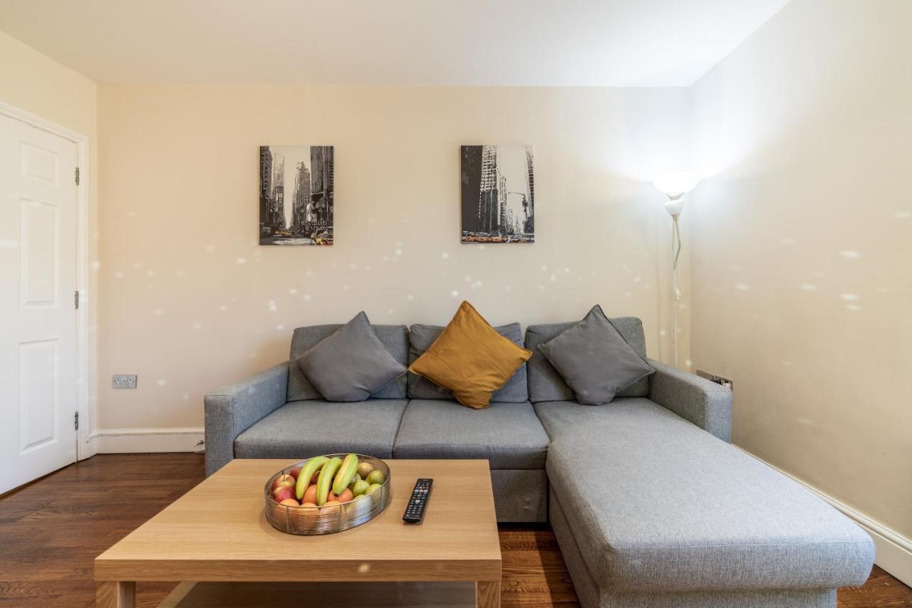 One Bedroom Flat In Bush Hill Park انفيلد المظهر الخارجي الصورة